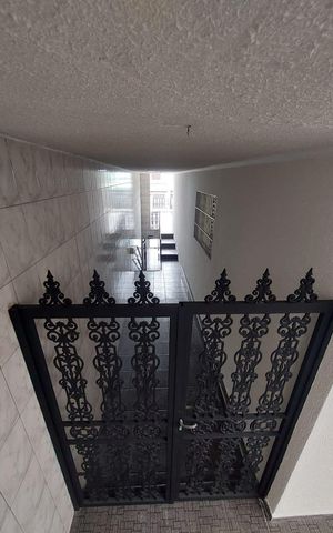Casa à venda com 256m², 6 quartos e 6 vagas