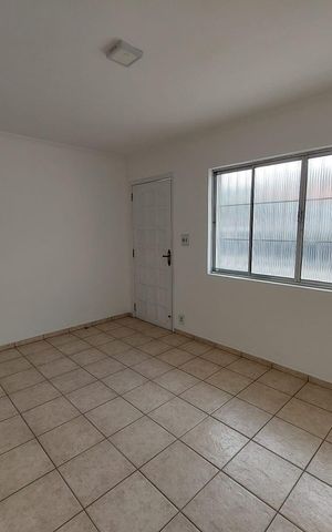Casa à venda com 256m², 6 quartos e 6 vagas