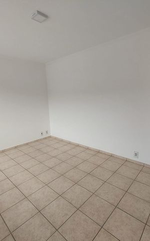 Casa à venda com 256m², 6 quartos e 6 vagas