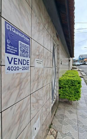 Casa à venda com 215m², 4 quartos e 6 vagas Casa à venda com 215m², 4 quartos e 6 vagasPlaca