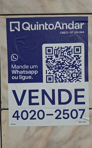Casa à venda com 215m², 4 quartos e 6 vagas Casa à venda com 215m², 4 quartos e 6 vagasPlaca