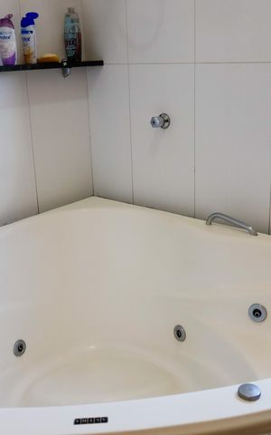 Casa à venda com 150m², 3 quartos e 2 vagas Casa à venda com 150m², 3 quartos e 2 vagasBanheiro da Suíte 2