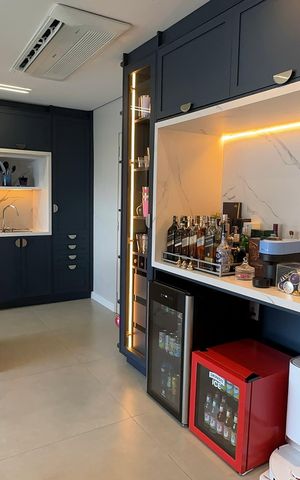 Apartamento à venda com 88m², 2 quartos e 2 vagas Apartamento à venda com 88m², 2 quartos e 2 vagasCozinha
