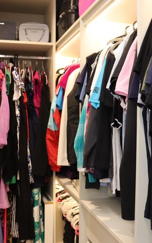 Apartamento à venda com 88m², 2 quartos e 2 vagas Apartamento à venda com 88m², 2 quartos e 2 vagasCloset da suíte 2