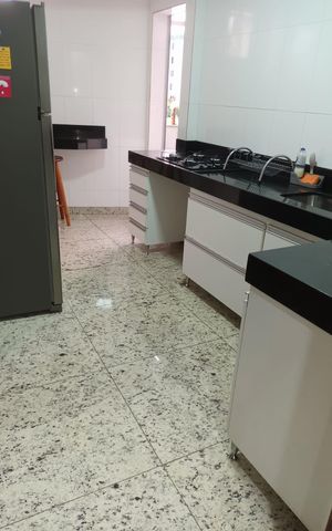 Apartamento à venda com 81m², 3 quartos e 1 vaga Apartamento à venda com 81m², 3 quartos e 1 vagaCozinha