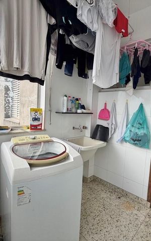 Apartamento à venda com 81m², 3 quartos e 1 vaga Apartamento à venda com 81m², 3 quartos e 1 vagaÁrea de serviço