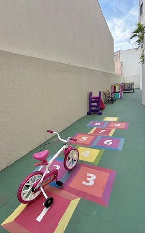Apartamento à venda com 81m², 3 quartos e 1 vaga Apartamento à venda com 81m², 3 quartos e 1 vagaÁrea comum - Playground