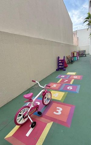 Apartamento à venda com 81m², 3 quartos e 1 vaga Apartamento à venda com 81m², 3 quartos e 1 vagaÁrea comum - Playground