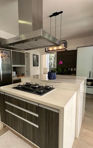 Casa de condomínio para alugar com 472m², 4 quartos e 4 vagasCozinha