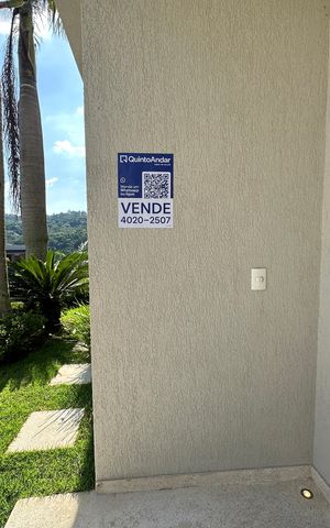 Casa de condomínio para alugar com 472m², 4 quartos e 4 vagasFachada