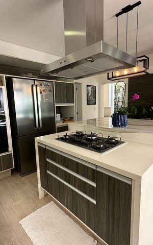 Casa de condomínio para alugar com 472m², 4 quartos e 4 vagasCozinha