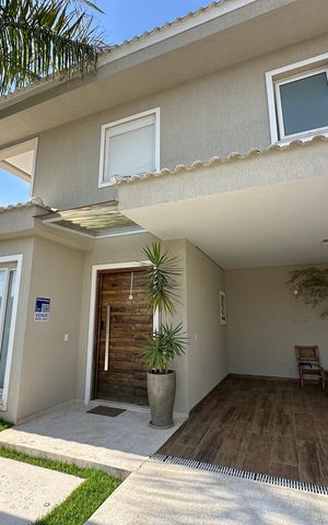 Casa de condomínio para alugar com 472m², 4 quartos e 4 vagasGaragem