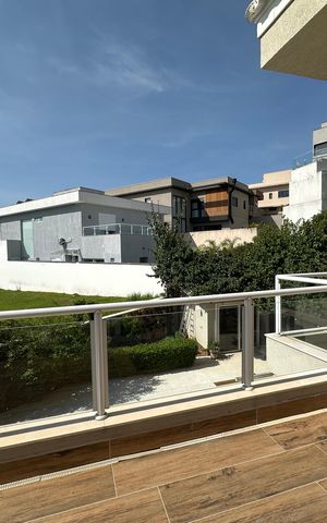 Casa de condomínio para alugar com 472m², 4 quartos e 4 vagasVaranda