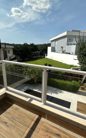 Casa de condomínio para alugar com 472m², 4 quartos e 4 vagasVaranda