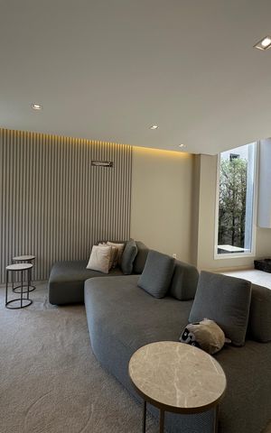 Casa de condomínio para alugar com 472m², 4 quartos e 4 vagasSala