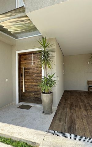 Casa de condomínio para alugar com 472m², 4 quartos e 4 vagasFachada