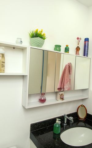 Apartamento à venda com 74m², 2 quartos e 2 vagasBanheiro da Suíte