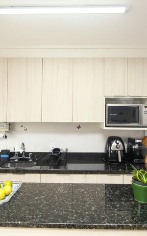 Apartamento à venda com 74m², 2 quartos e 2 vagasCozinha