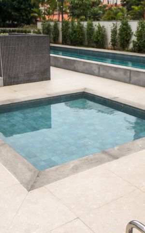Apartamento à venda com 74m², 2 quartos e 2 vagasPiscina