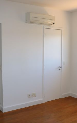 Casa de condomínio para alugar com 295m², 4 quartos e 4 vagasSuíte 3
