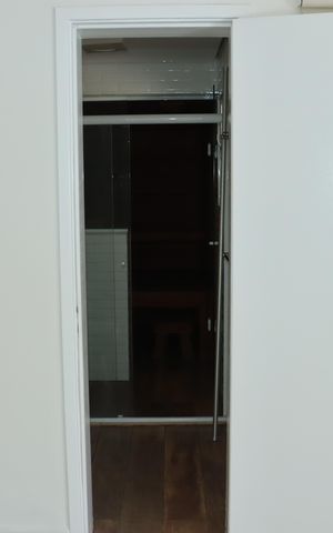 Casa de condomínio para alugar com 295m², 4 quartos e 4 vagasSuíte 4
