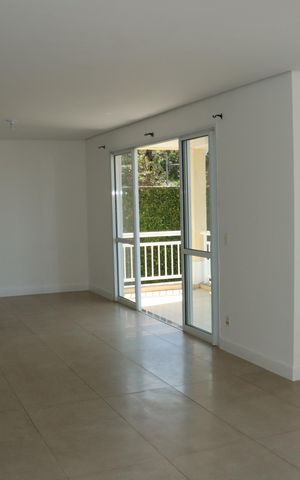 Casa de condomínio para alugar com 295m², 4 quartos e 4 vagasSala