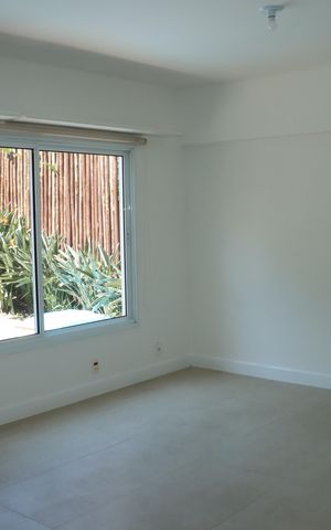 Casa de condomínio para alugar com 295m², 4 quartos e 4 vagasSuíte 4