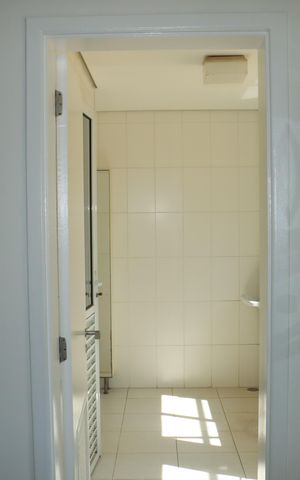 Casa de condomínio para alugar com 295m², 4 quartos e 4 vagasCozinha