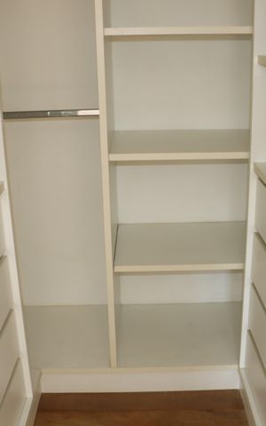 Casa de condomínio para alugar com 295m², 4 quartos e 4 vagasCloset da Suíte