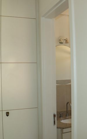 Casa de condomínio para alugar com 295m², 4 quartos e 4 vagasSuíte 2