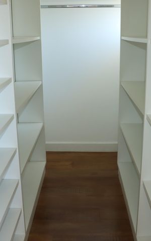Casa de condomínio para alugar com 295m², 4 quartos e 4 vagasCloset da Suíte 3