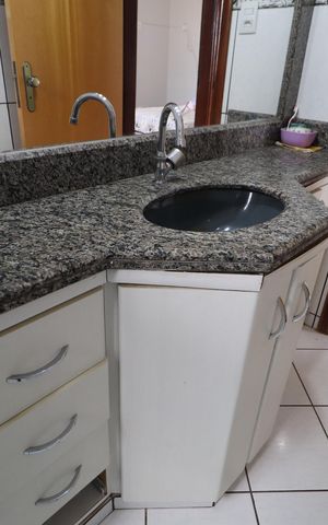 Casa para alugar com 285m², 6 quartos e 3 vagasBanheiro Social