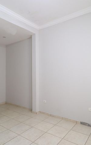 Casa para alugar com 285m², 6 quartos e 3 vagasQuarto 1