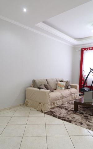 Casa para alugar com 285m², 6 quartos e 3 vagasSala
