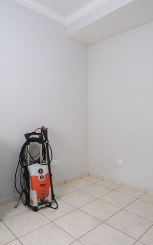 Casa para alugar com 285m², 6 quartos e 3 vagasQuarto 1