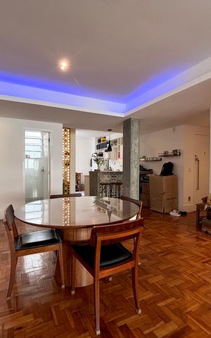 Apartamento à venda com 124m², 2 quartos e sem vaga Apartamento à venda com 124m², 2 quartos e sem vagaSala