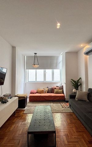 Apartamento à venda com 124m², 2 quartos e sem vaga Apartamento à venda com 124m², 2 quartos e sem vagaSala