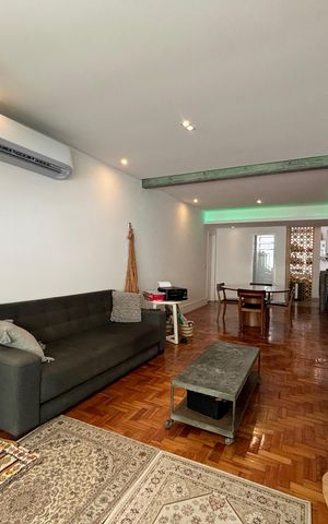 Apartamento à venda com 124m², 2 quartos e sem vaga Apartamento à venda com 124m², 2 quartos e sem vagaSala