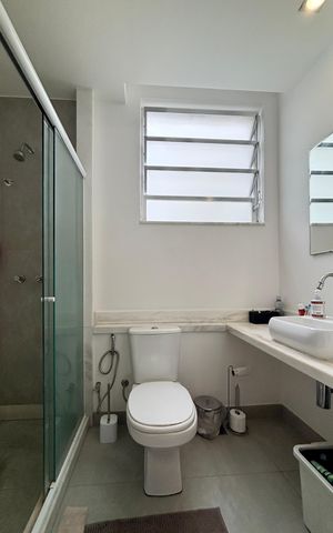 Apartamento à venda com 124m², 2 quartos e sem vaga Apartamento à venda com 124m², 2 quartos e sem vagaSuíte - banheiro