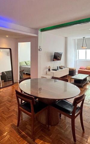 Apartamento à venda com 124m², 2 quartos e sem vaga Apartamento à venda com 124m², 2 quartos e sem vagaSala