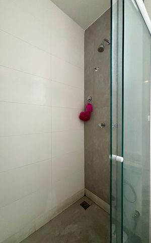 Apartamento à venda com 124m², 2 quartos e sem vaga Apartamento à venda com 124m², 2 quartos e sem vagaSuíte - banheiro