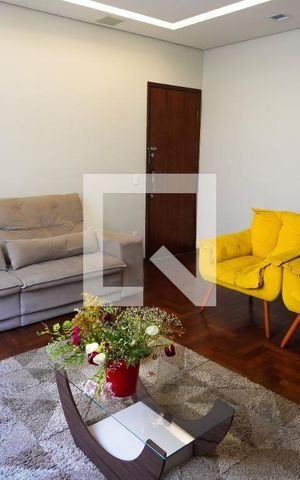 Apartamento à venda com 140m², 4 quartos e 1 vaga