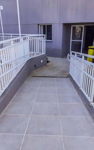 Apartamento à venda com 45m², 2 quartos e 1 vaga Apartamento à venda com 45m², 2 quartos e 1 vagaAcessibilidade da Piscina