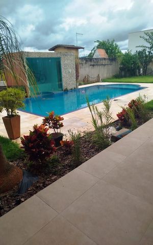 Casa à venda com 246m², 3 quartos e 6 vagas