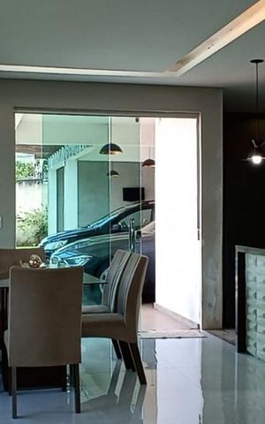 Casa à venda com 246m², 3 quartos e 6 vagas