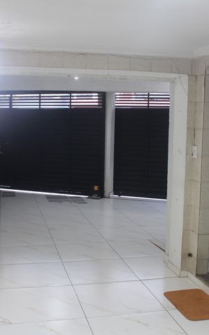 Casa à venda com 201m², 4 quartos e 3 vagasGaragem