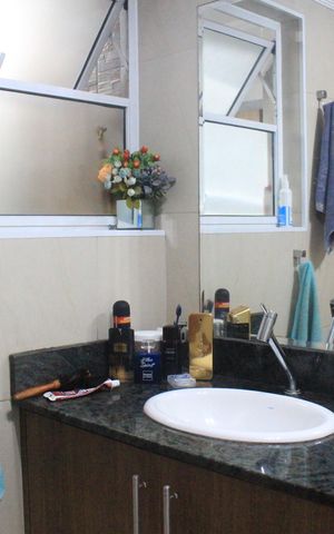 Casa à venda com 201m², 4 quartos e 3 vagasBanheiro