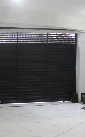 Casa à venda com 201m², 4 quartos e 3 vagasGaragem