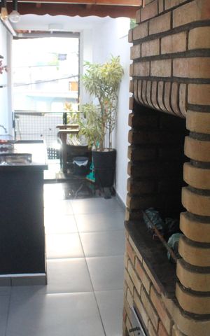 Casa à venda com 201m², 4 quartos e 3 vagasQuintal