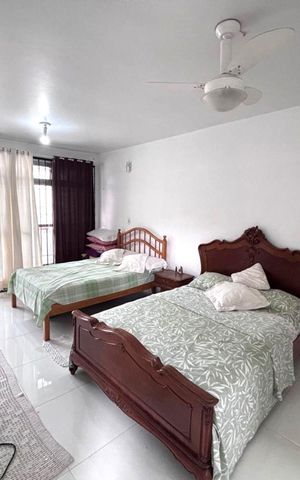 Casa à venda com 248m², 3 quartos e 2 vagasQuarto